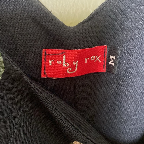 Ruby Rox Rose Dress - Picture 8 of 10